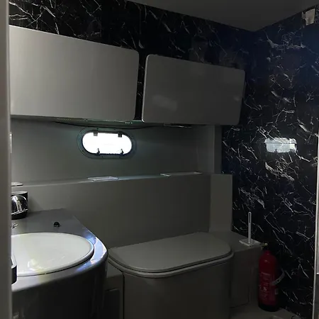 She's Mine Yacht Catania