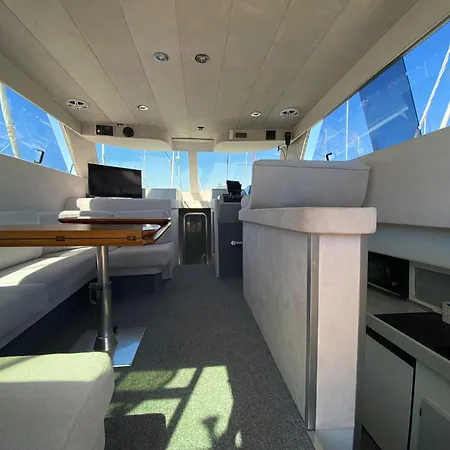 Botel She's Mine Yacht *