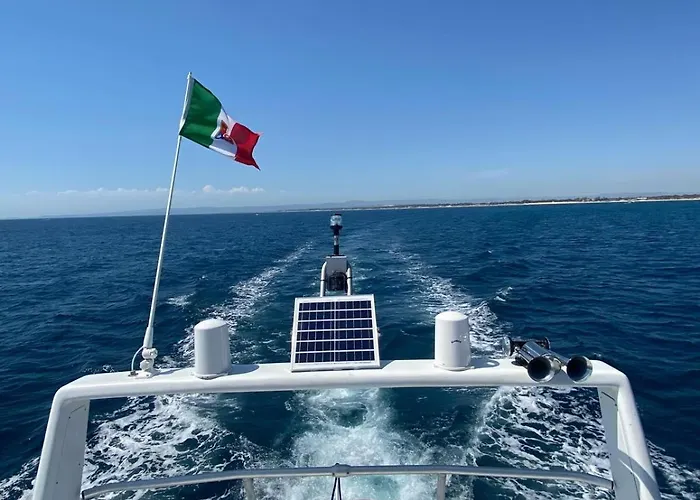 ספינת מלון She's Mine Yacht *